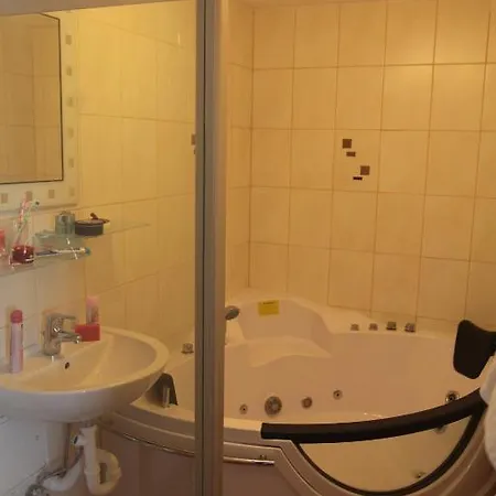 卡萨托颇力诺旅馆 招待所