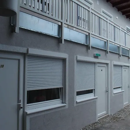 Casa Topolino 3* Vídeňské Nové Město