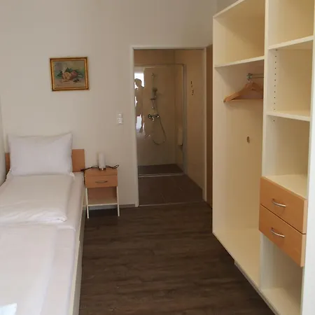 招待所 卡萨托颇力诺旅馆 维也纳新城